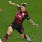 1200-L-algrie-belali-a-enflamm-les-brsiliens-aprs-sa-performance-contre-flamengo.jpg