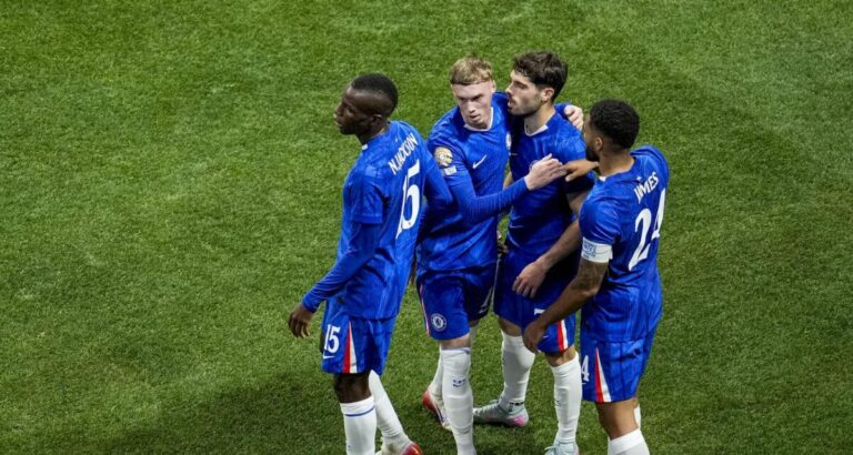 1200-L-chelsea-ne-tremble-pas-et-s-impose-sans-forcer-face-au-lafc.jpg