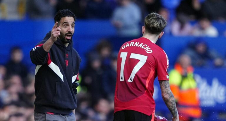 1200-L-manchester-united-quatre-stars-bannies-la-dcision-choc-damorim.jpg