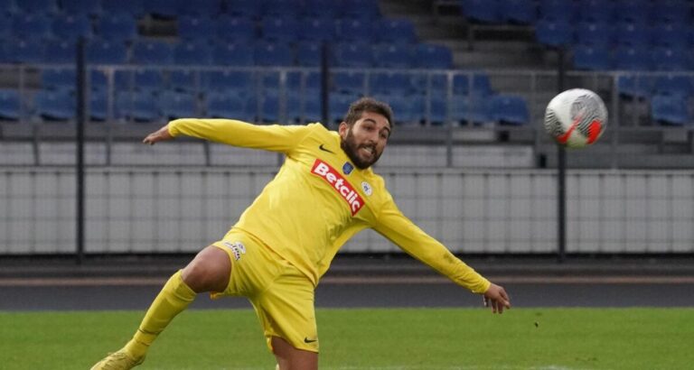 1200-L-national-2-une-recrue-chambly-un-dpart-furiani-off.jpg