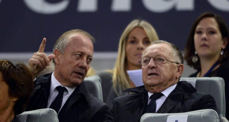 1200-L-ol-les-hommages-poignants-d-aulas-gnsio-et-giresse-bernard-lacombe.jpg