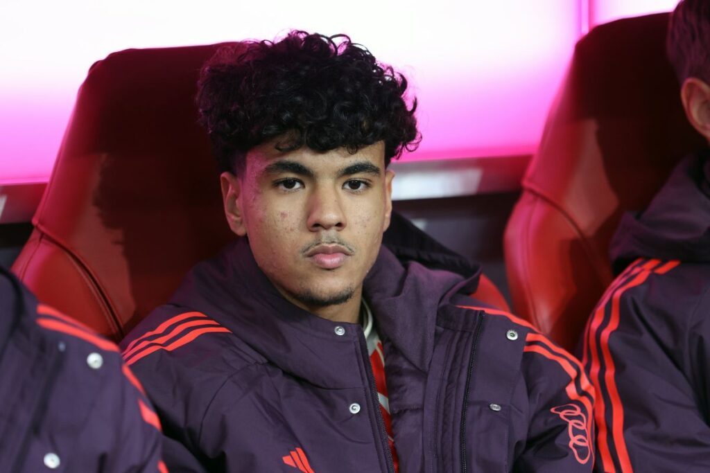 Adam-Aznou-Bayern-Munich-novembre-2024-2.jpg