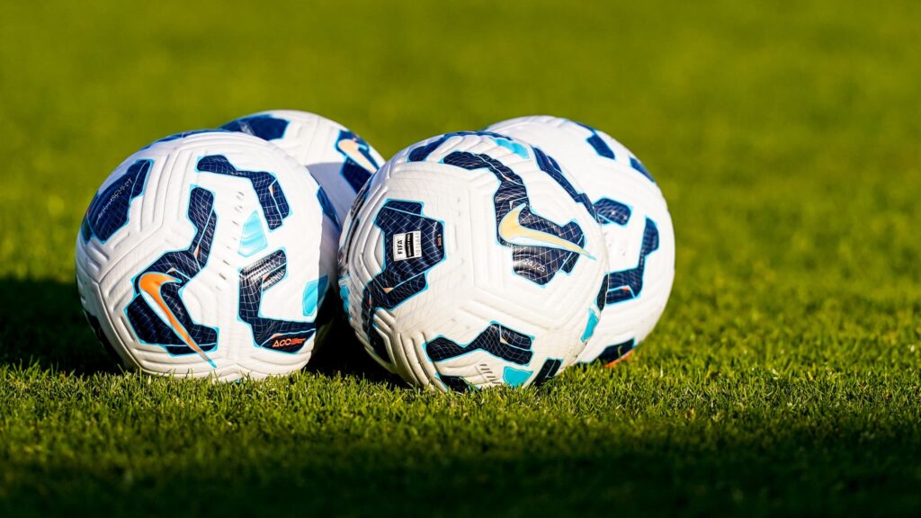 Ballons-football-2084952.jpg