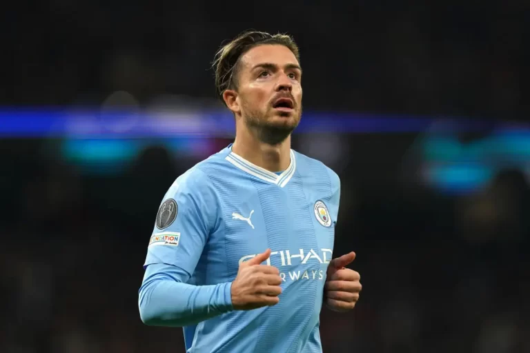 Naples-Jack-Grealish-pose-probleme-.webp.webp
