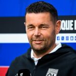 Pierre-Sage-tout-sourire-en-interview.jpg