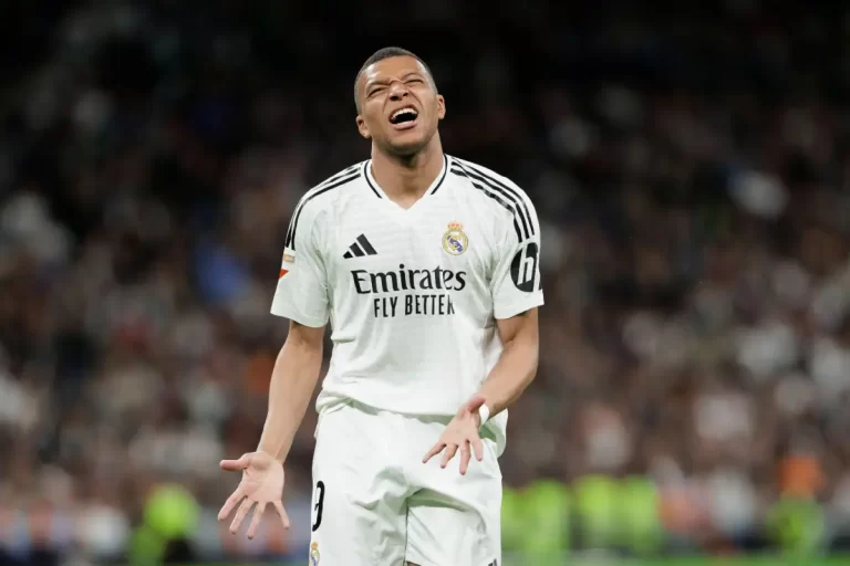 Real-Madrid-Mbappe-encore-une-tres-mauvaise-nouvelle-.webp.webp
