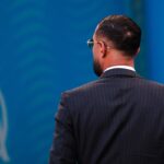 aguerd-s-eloigne-l-om-n-avance-plus-iconsport_260406_0177-394713.jpg