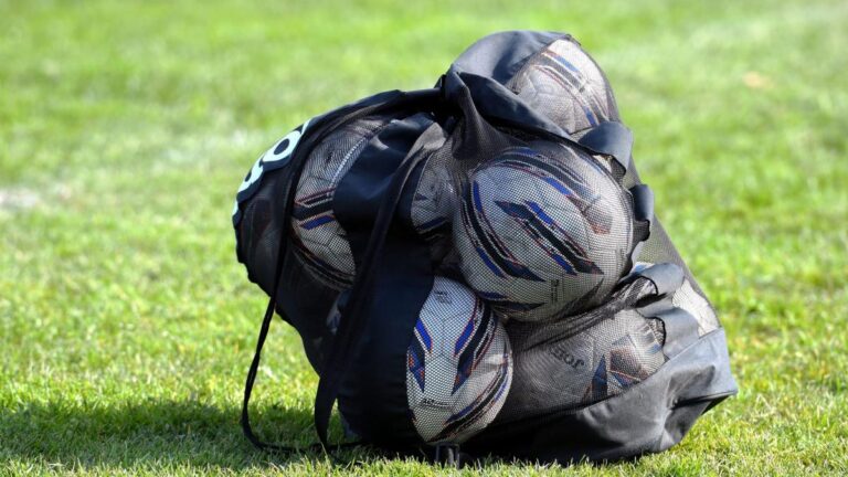 ballons-de-foot.jpg