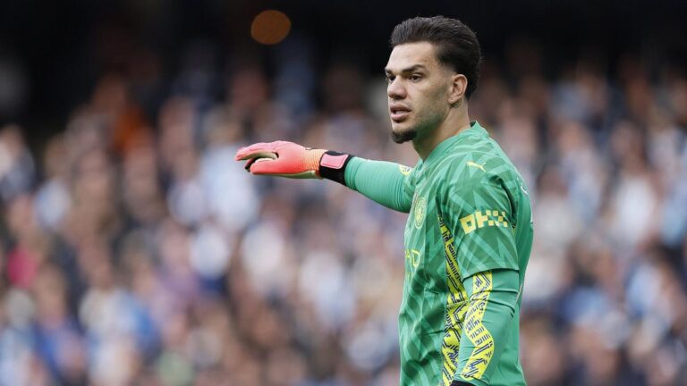 ederson-2324.jpg