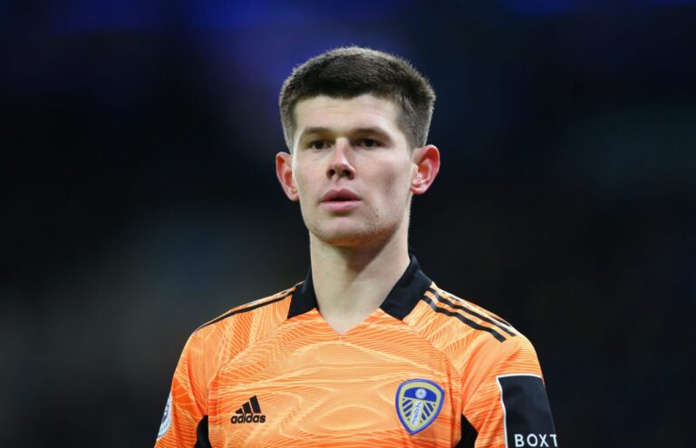illan-meslier-vers-manchester-united-scaled-e1750829558645.jpg