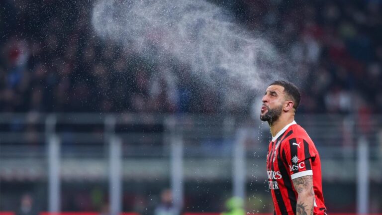 kyle-walker-2425milan.jpg