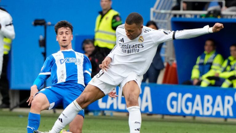 kylian-mbappe-2425-67ff88544061b.jpg
