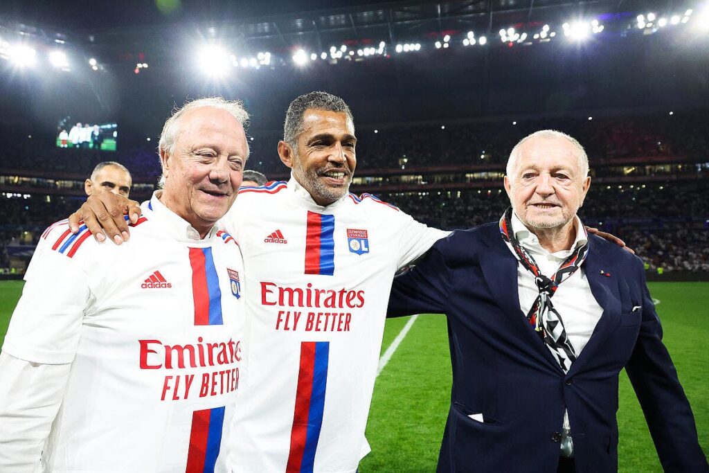 l-ol-et-l-asse-unis-pour-honorer-la-legende-lacombe-iconsport_175000_0313-394369.jpg