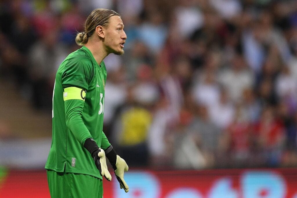 le-psg-sacrifiera-safonov-pour-ramener-zabarnyi-iconsport_261822_0023-394779.jpg