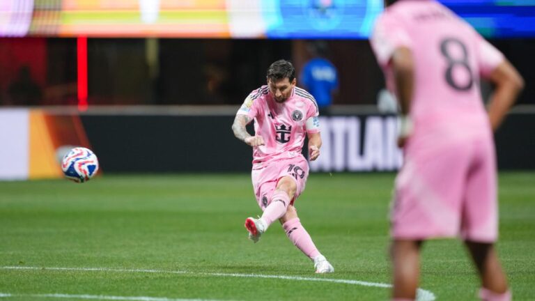 lionel-messi-2425klubwm.jpg