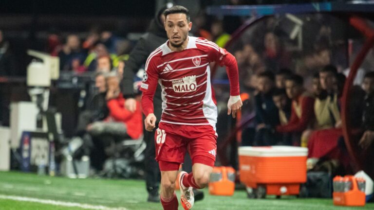 mathias-pereira-lage-2425.jpg