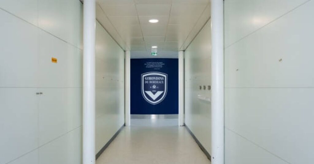 mercato-bordeaux-une-vague-de-departs-annoncee-par-le-club-aux-portes-de-l-ete.jpg