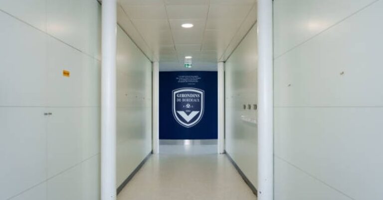 mercato-bordeaux-une-vague-de-departs-annoncee-par-le-club-aux-portes-de-l-ete.jpg