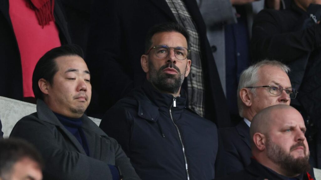 van-nistelrooy-2425.jpg
