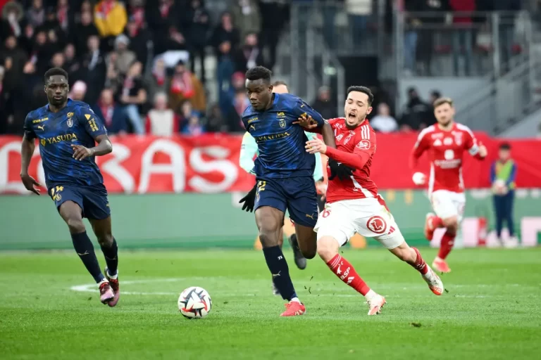 Amadou-Kone-quitte-Reims-@Alamy.webp.webp