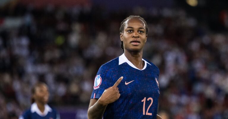 Katoto-France-feminines.jpg