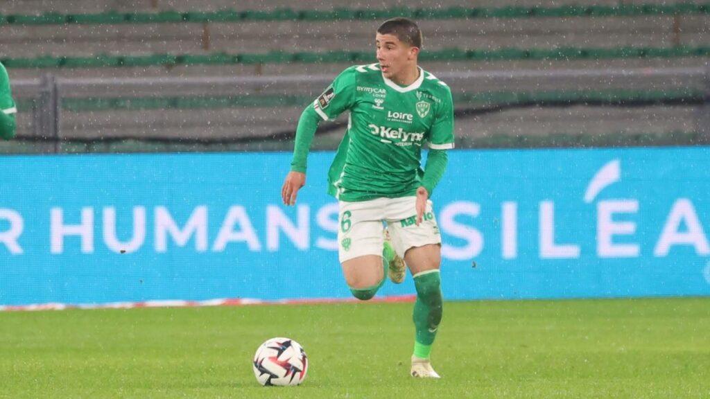 etienne-6779760fbcf68.jpg