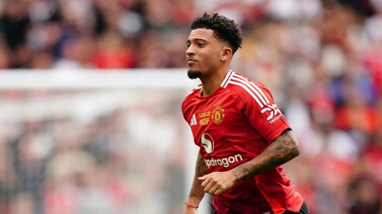 jadon-sancho-2425.jpg