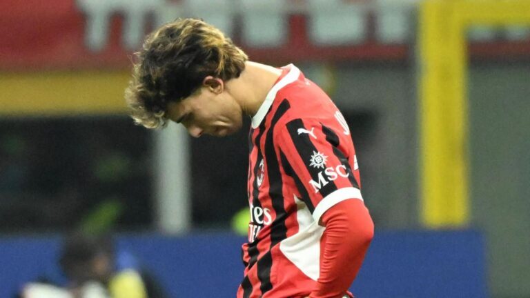 joao-felix-milan-tete-basse.jpg