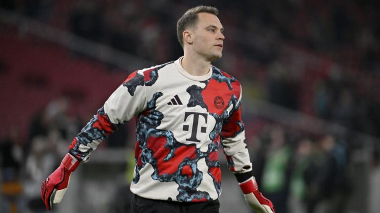 manuel-neuer-2425-15.jpg
