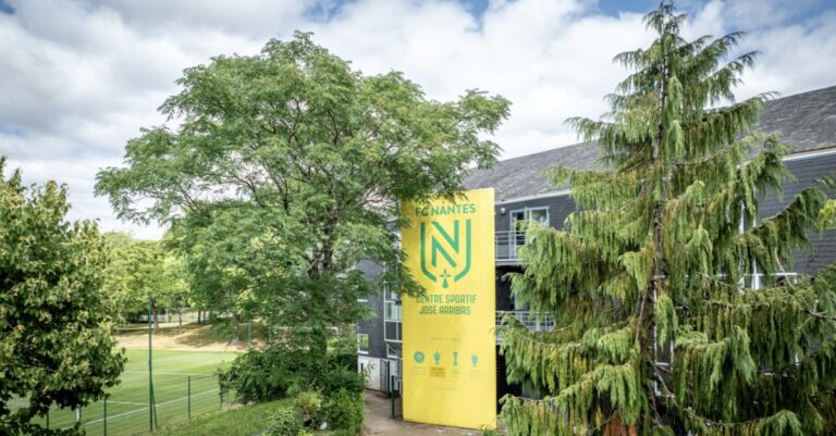 mercato-nantes-un-experimente-milieu-des-canaris-quitte-officiellement-le-club.jpg