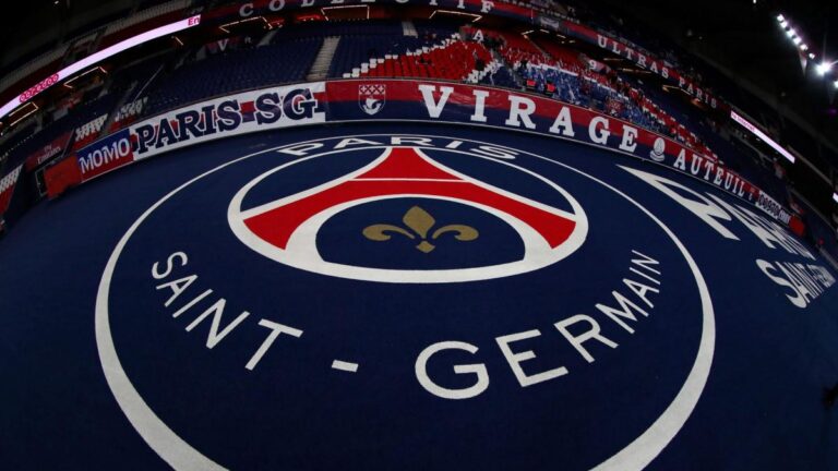 psg-tribune-parc-des-princes.jpg