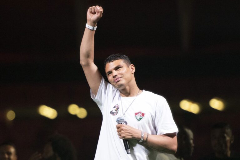 thiago-silva-Depositphotos_726007112_L.jpg