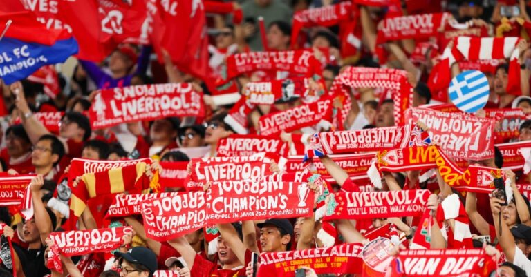 Liverpool-echarpes.jpg